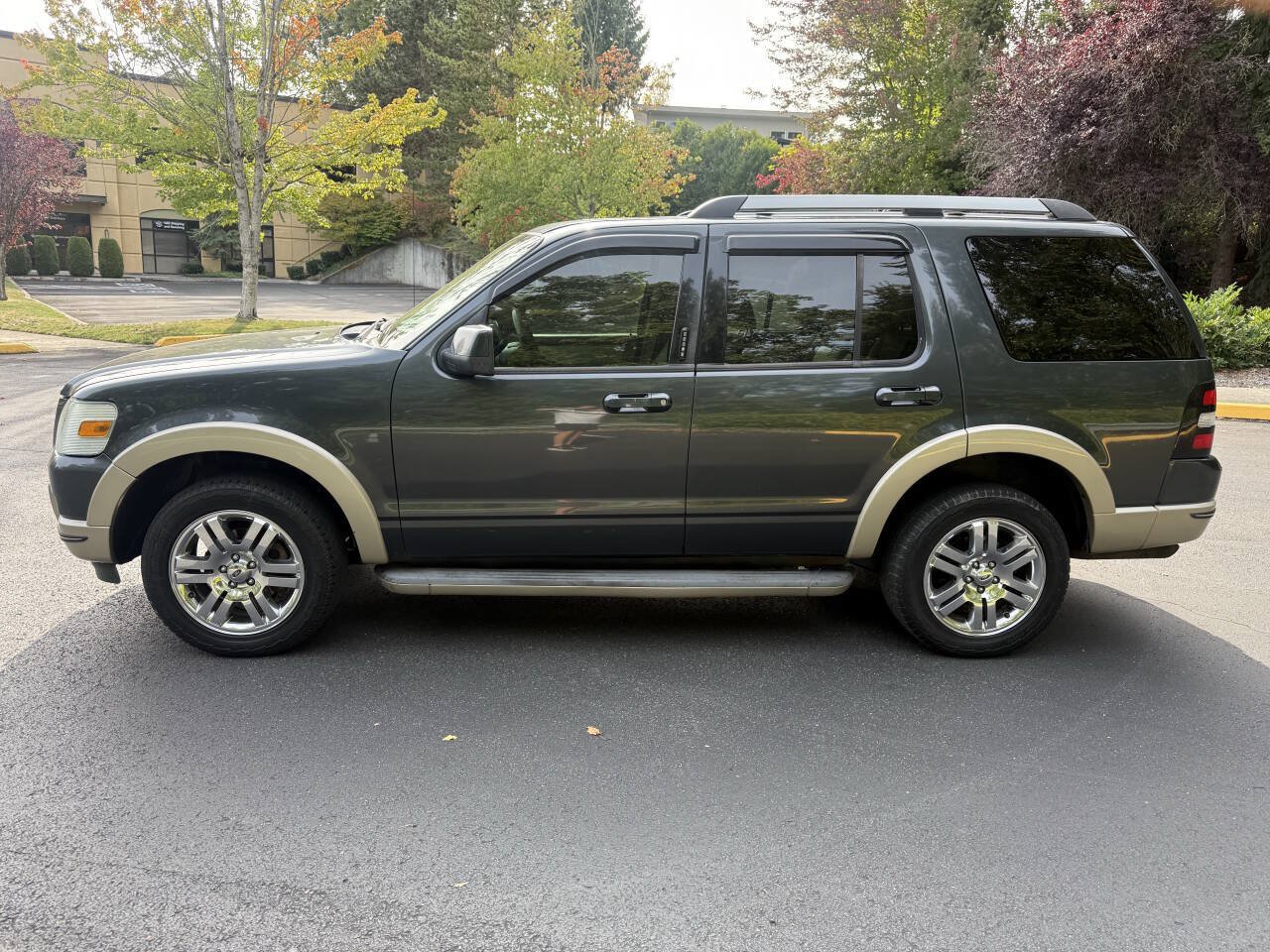 Used 2010 Ford Explorer Eddie Bauer AWD/4WD image 3