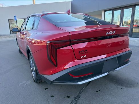 New 2025 Kia K4 LXS image 9