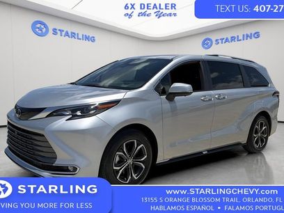 Used 2025 Toyota Sienna Platinum