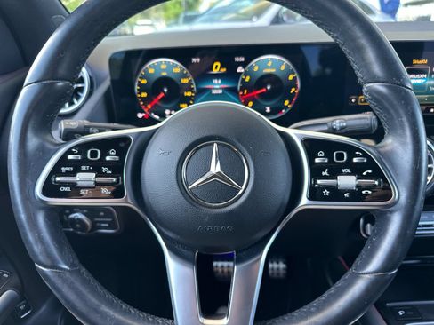 Certified 2023 Mercedes-Benz GLA 250 image 24