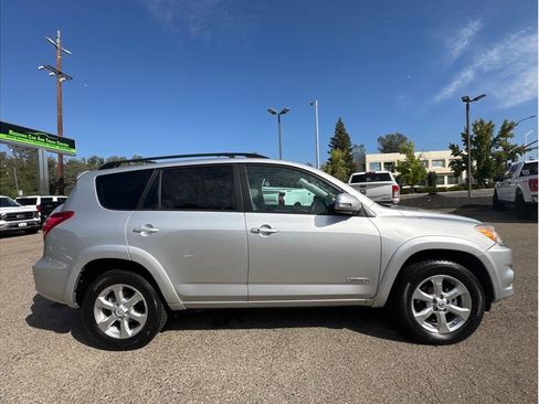 Used 2010 Toyota RAV4 Limited AWD/4WD image 8