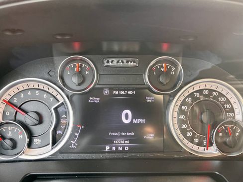 Used 2017 RAM 1500 Laramie w/ Convenience Group image 10