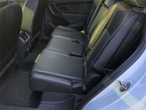 Used 2024 Volkswagen Tiguan SE R-Line image 26