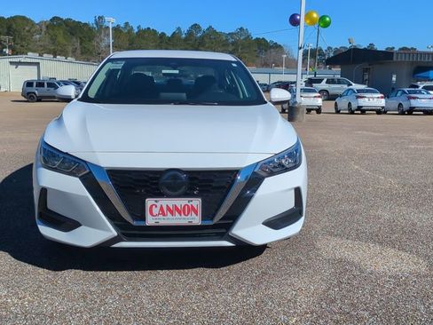 Used 2023 Nissan Sentra SV w/ Trunk Package image 2