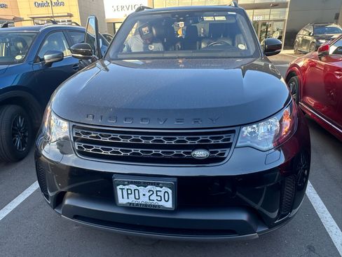 Used 2017 Land Rover Discovery SE AWD/4WD image 2