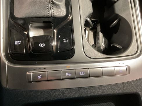 New 2026 Kia Carnival EX FWD image 12