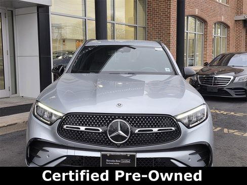 Certified 2025 Mercedes-Benz GLC 300 4MATIC image 6