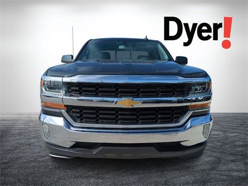 Used 2018 Chevrolet Silverado 1500 LT w/ All Star Edition image 9