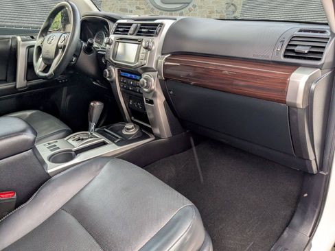 Used 2016 Toyota 4Runner Limited AWD/4WD image 23