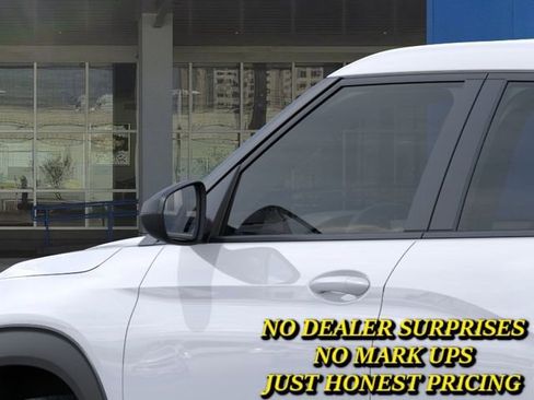 New 2026 Chevrolet TrailBlazer LS FWD image 12