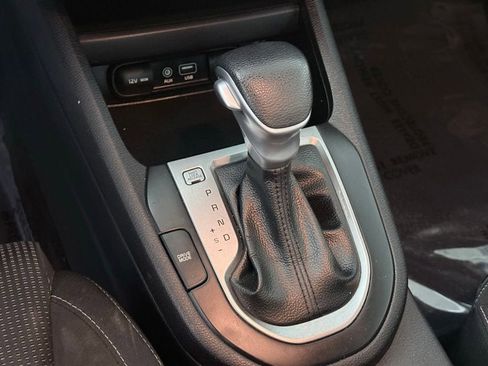 Used 2020 Kia Forte LXS FWD image 16