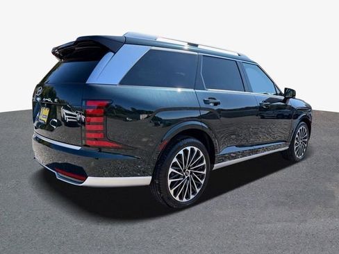 New 2026 Hyundai Palisade Calligraphy FWD image 3