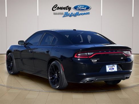 Used 2021 Dodge Charger SXT w/ Leather Interior Group image 23
