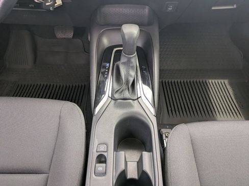Used 2025 Toyota Corolla LE FWD image 19