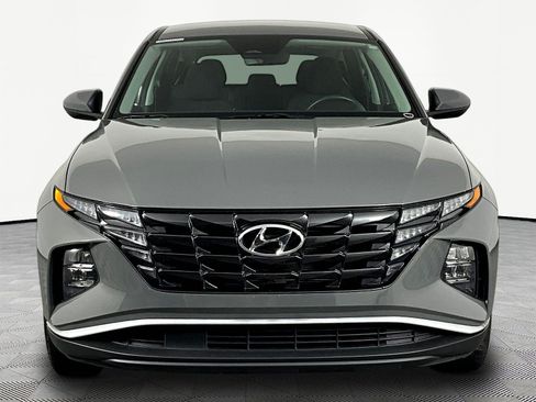 Used 2024 Hyundai Tucson SE FWD image 2