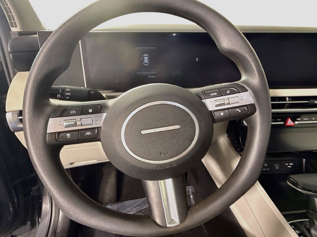 Used 2026 Hyundai Tucson SEL Plus FWD image 12