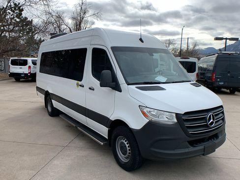 Used 2020 Mercedes-Benz Sprinter 3500 image 6