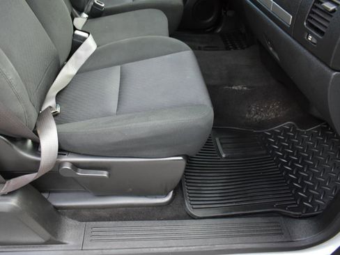 Used 2013 Chevrolet Silverado 1500 LT RWD image 28