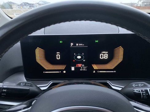 Used 2024 Kia Sorento S image 16