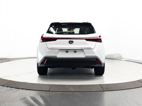 New 2026 Lexus UX 300h AWD image 10