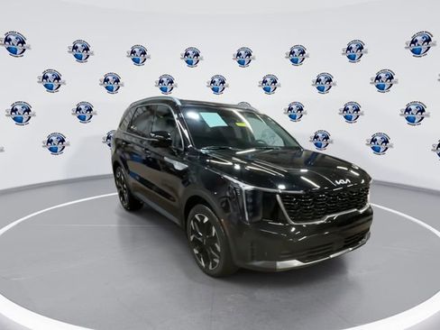 Certified 2024 Kia Sorento SX image 2