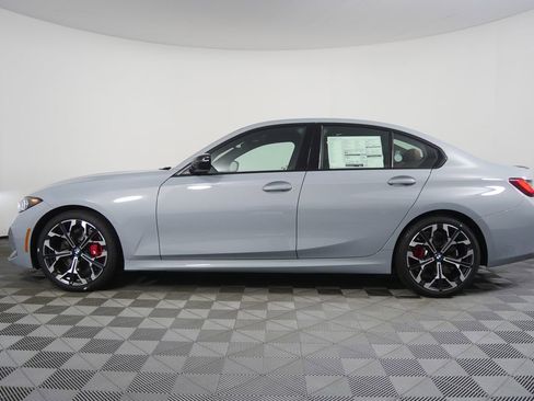 New 2026 BMW 330i Sedan w/ M Sport Package image 6