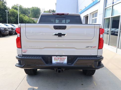 New 2026 Chevrolet Silverado 1500 ZR2 w/ LPO, Dark Essentials Package AWD/4WD image 9