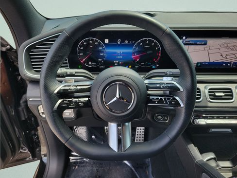 Certified 2025 Mercedes-Benz GLS 580 4MATIC image 23