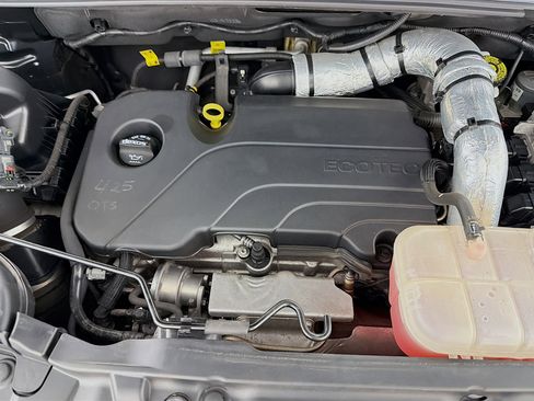 Used 2022 Buick Encore Preferred w/ Safety Package image 29