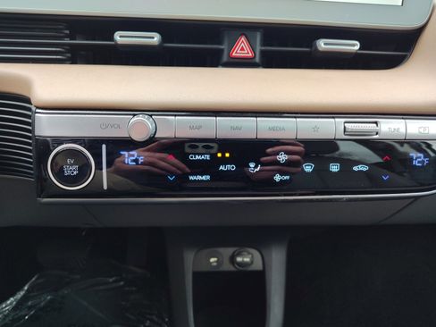 Used 2024 Hyundai Ioniq 5 Limited image 25