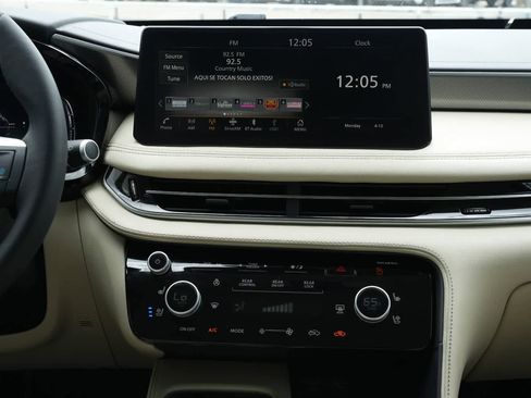 Certified 2023 INFINITI QX60 Luxe w/ Cargo Package image 13