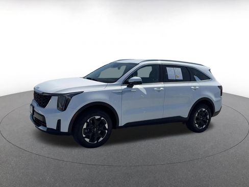 Used 2024 Kia Sorento S AWD/4WD image 8