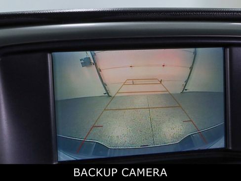 Used 2018 Chevrolet Silverado 1500 LT w/ All Star Edition image 18