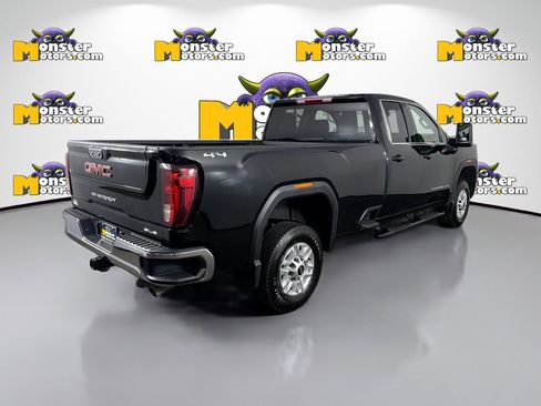 Used 2024 GMC Sierra 2500 SLE w/ SLE Value Package; image 5