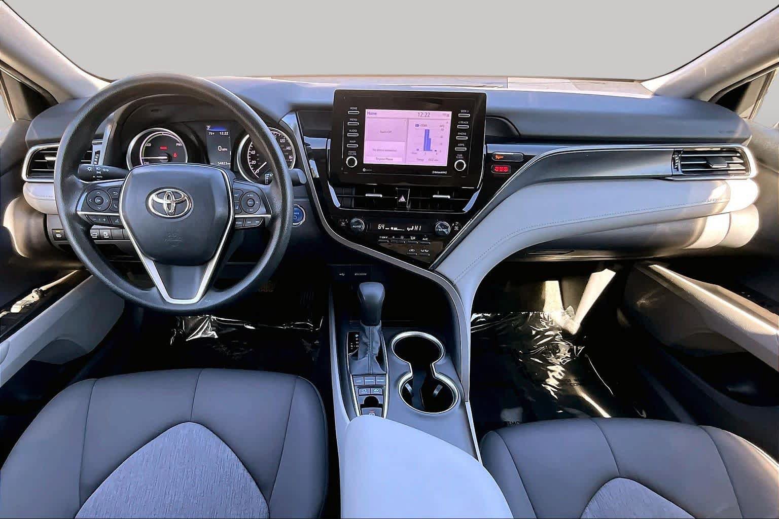 Used 2022 Toyota Camry LE FWD image 15
