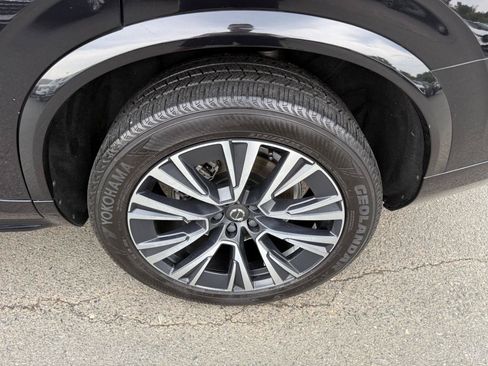 Used 2022 Volvo XC90 T5 Momentum AWD/4WD image 7