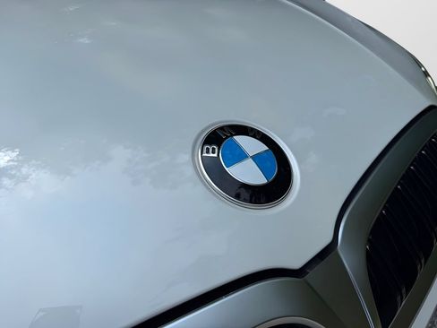 New 2026 BMW 330i Sedan w/ Premium Package RWD image 25