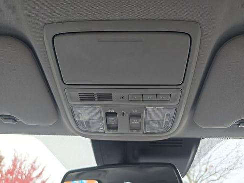 Used 2021 Honda CR-V Touring image 22