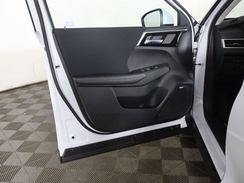 New 2026 Mitsubishi Outlander ES FWD image 22