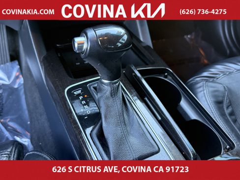 Used 2016 Kia Cadenza Premium image 24