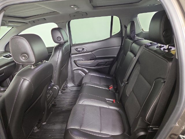 Used 2019 GMC Acadia SLT w/ LPO, Floor Liner Package FWD image 16