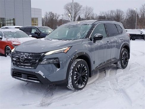 New 2026 Nissan Rogue Dark Armor image 2