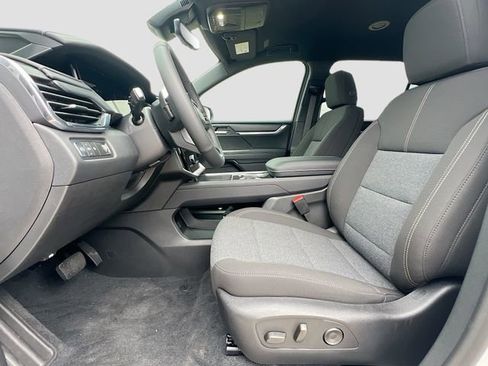 New 2026 GMC Acadia Elevation image 15