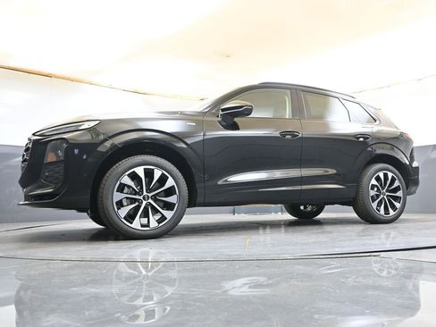 New 2026 Audi Q3 quattro 2.0T AWD/4WD image 39