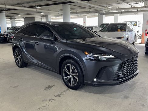 Used 2025 Lexus RX 350h w/ Accessory Package (Z1) AWD/4WD image 2