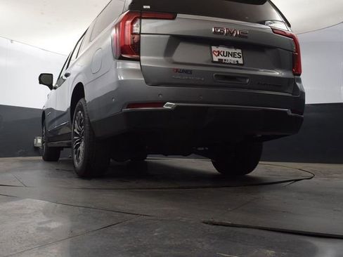 Used 2025 GMC Yukon XL Elevation image 53