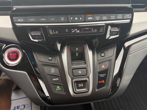 Used 2025 Honda Odyssey Touring image 19