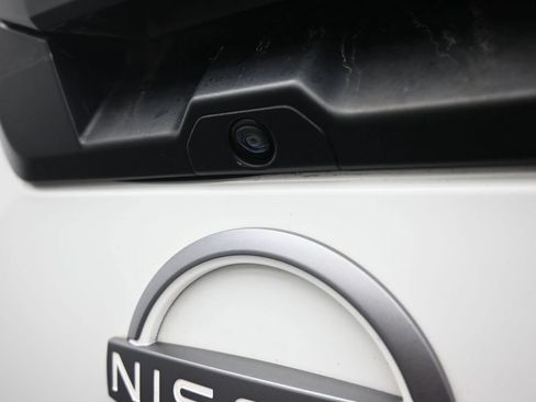 Used 2024 Nissan Frontier S AWD/4WD image 30