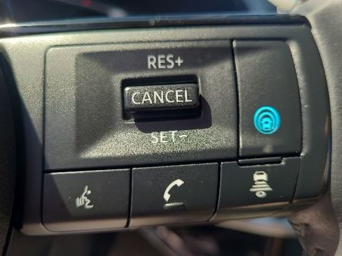 Certified 2023 Nissan Pathfinder SL w/ SL Premium Package FWD image 16