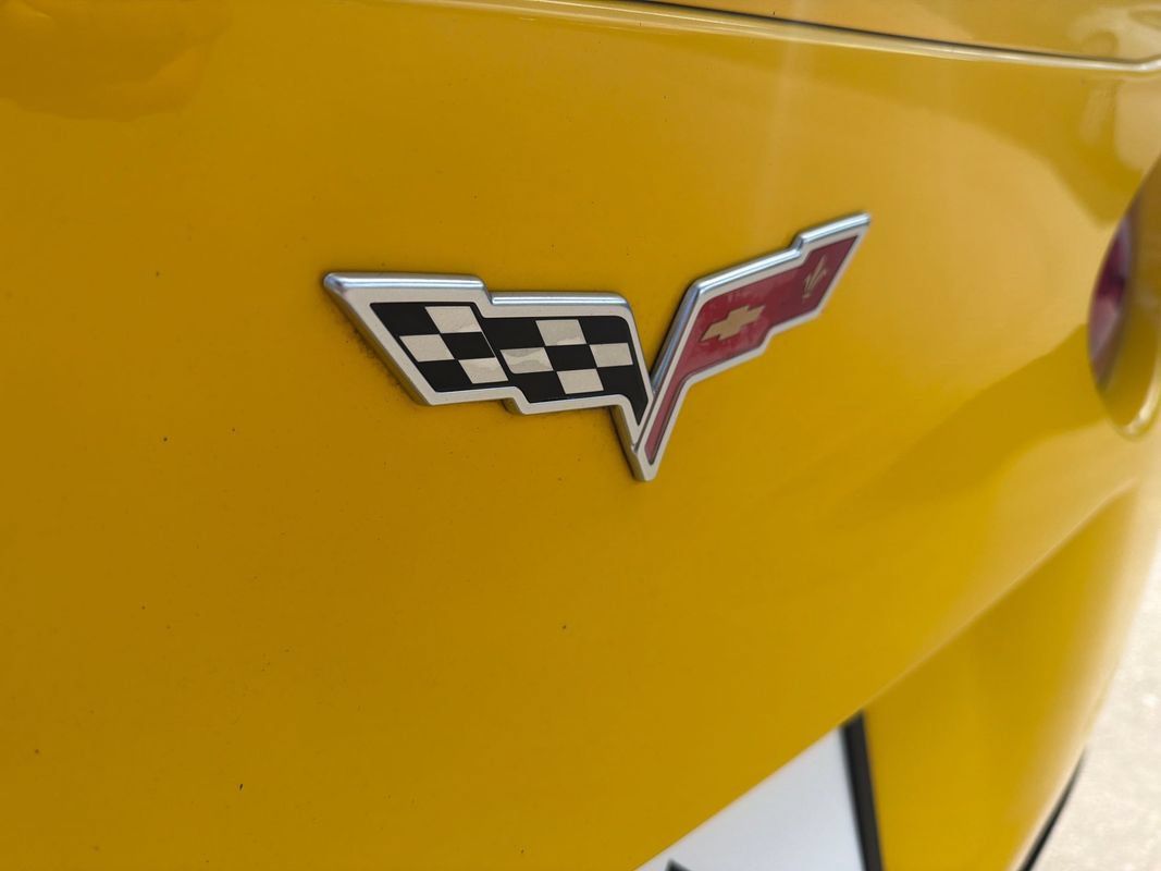 Used 2008 Chevrolet Corvette Coupe RWD image 14